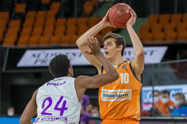 一直排名前 一直排名前