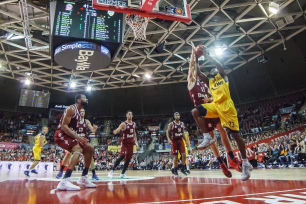 策应及中远 策应及中远