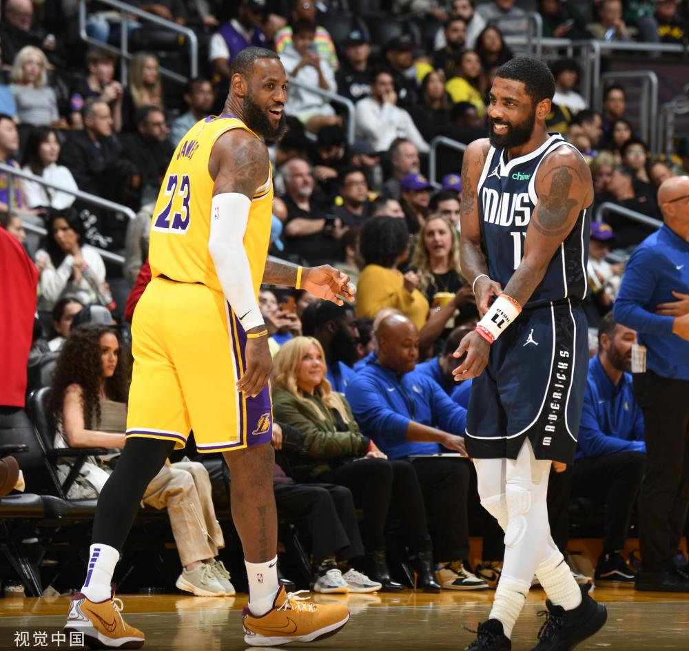 并且自然融 并且自然融